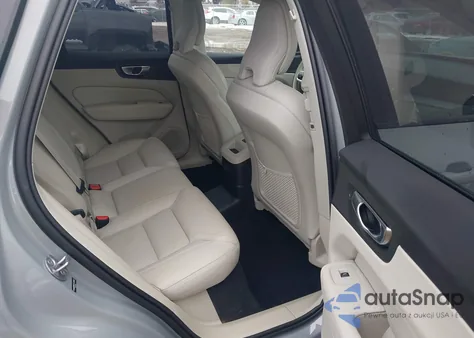 2025 Volvo Xc60 Plug-In Hybrid Ultra, T8 Awd Electric/Gasoline, Dark из США, поврежденный, VIN YV4H60RM7S1138667